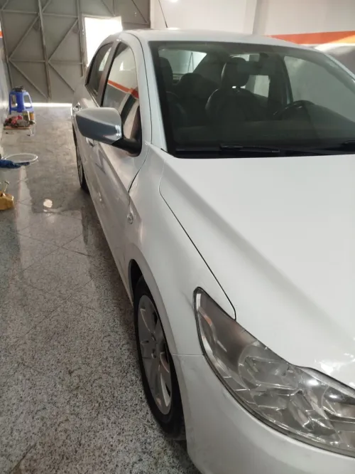 Peugeot 301 2014 Buk lux