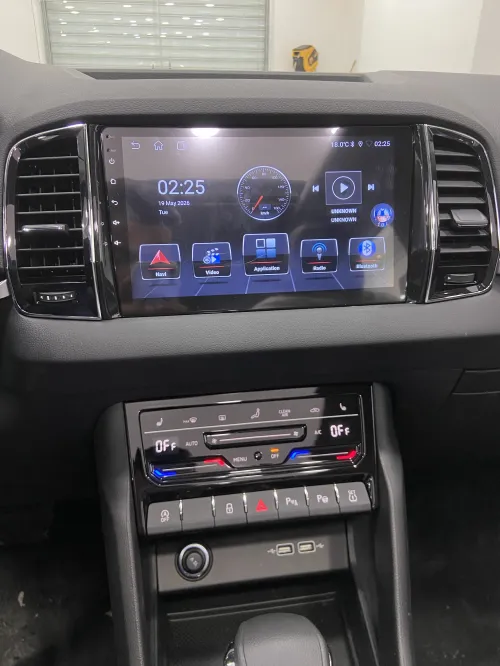 Skoda Karoq 2025 Full options