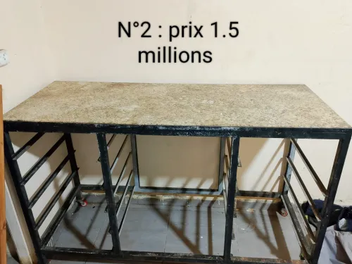 Table inox/ caisse tactile/ friteuse/ table pizza