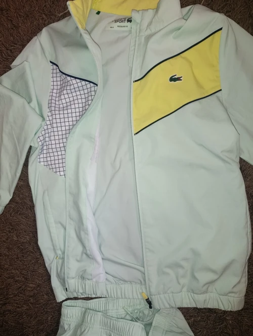 انصومبل Lacoste original