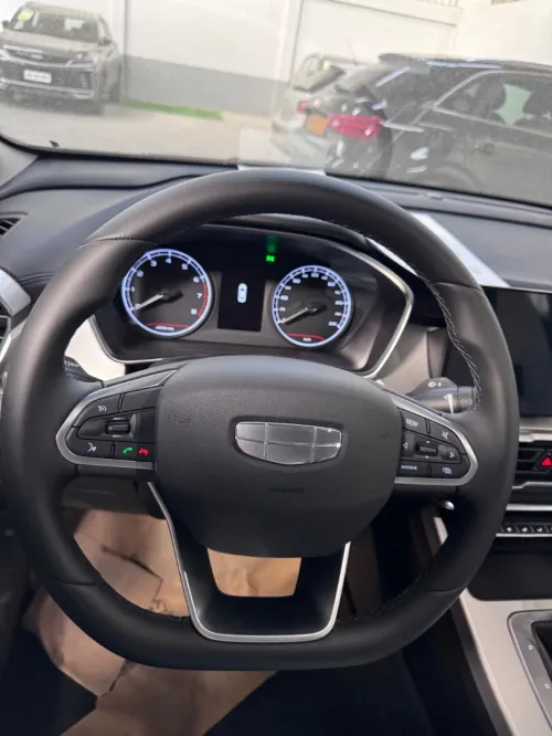 Geely Coolray 2026 