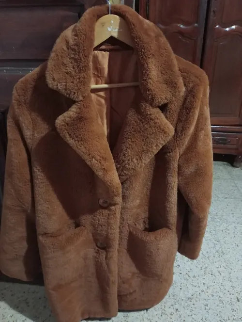Veste fourrure marron chocolat taille 38/42