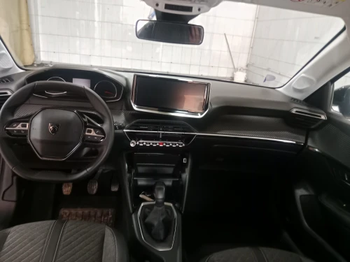 Peugeot 208 2024 