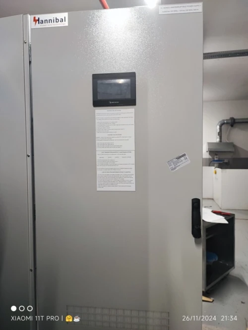 UPS ONDULEUR MARQUE HANNIBAL POWER AND TECHNOLOGY