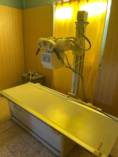 Salle de radiographie os-poumons + numériseur AGFA Cr15