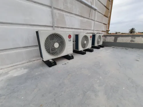 REPARATION et installation tout type de clim et refrigeratour 