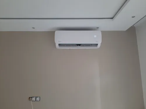 REPARATION et installation tout type de clim et refrigeratour 