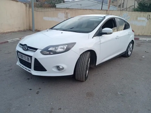 Ford Focus 4 portes 2013 Trend Sport