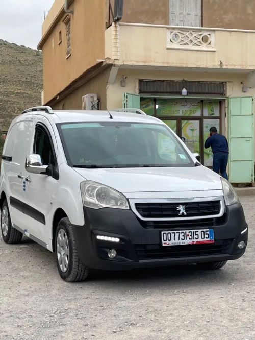 Peugeot Partner 2015 Partner B9
