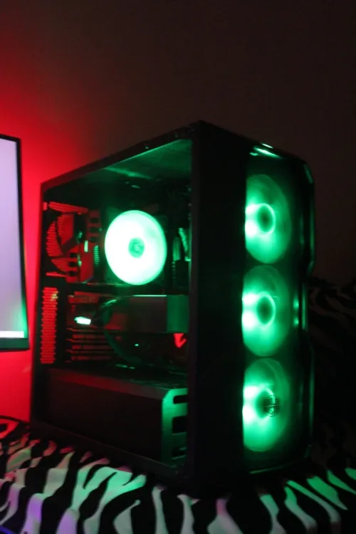 PC gamer carte mère b550 aorus pro V2/ RTX 3060ti/ Ryzen 7 5800x / Nvme m.2 1T