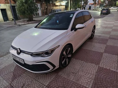 Volkswagen Golf 8 2021 GTE