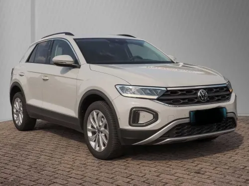 Volkswagen T-Roc 2023 Life+