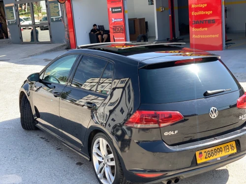 Volkswagen Golf 7 2013 Bleue montions carat plus