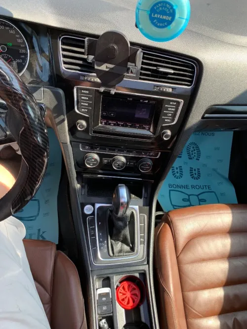 Volkswagen Golf 7 2013 Bleue montions carat plus