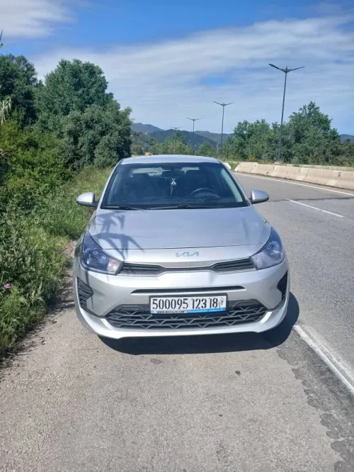 Kia Rio 2023 