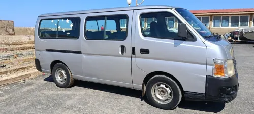 Nissan Urvan 2009