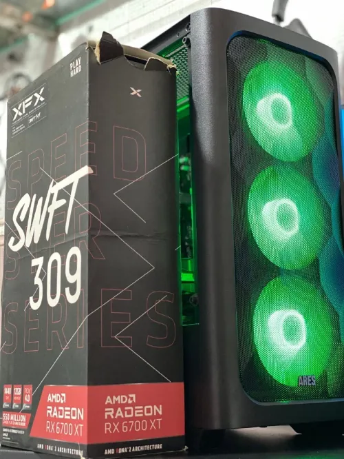 PC GAMER 2K ULTRA