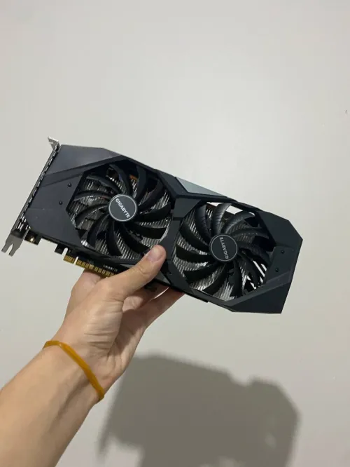 GTX1650 4GB GIGABYTE