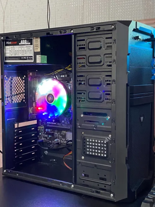 PC GAMER RYZEN 5 5600G UPGARDE
