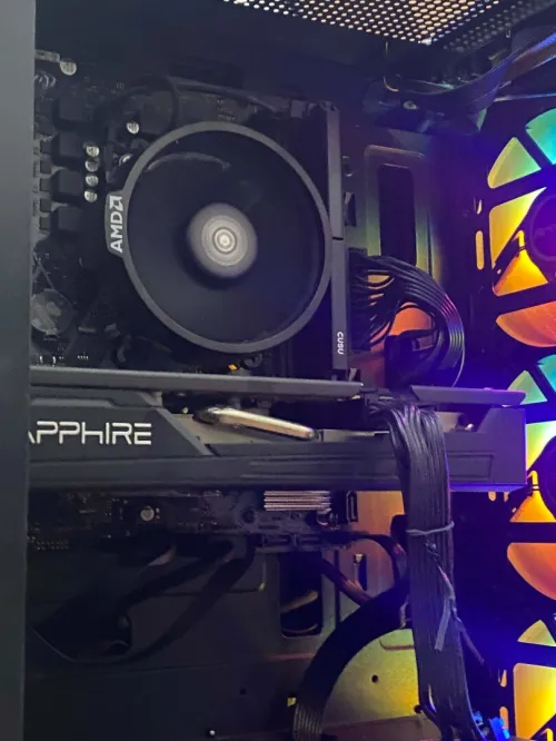 RX 5600 XT NITRO PULSE
