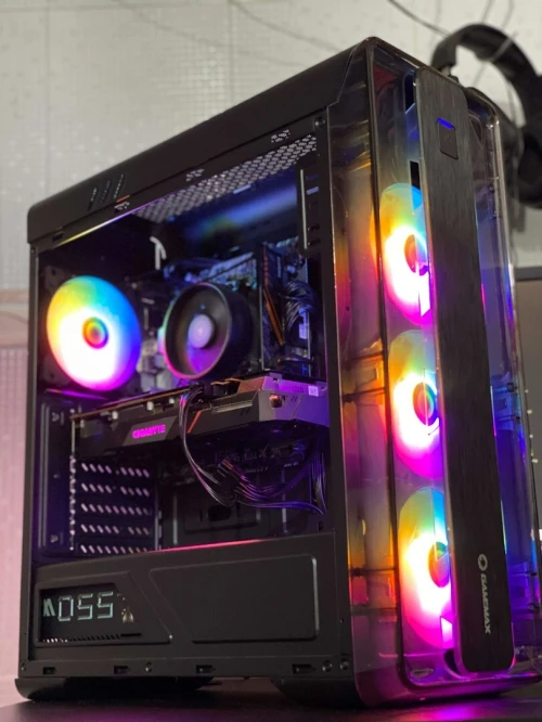 PC GAMER RYZEN 5 RX XT