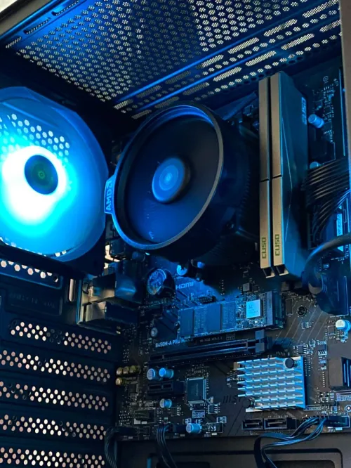 PC GAMER RYZEN 5 5600G 16GB RAM NVME