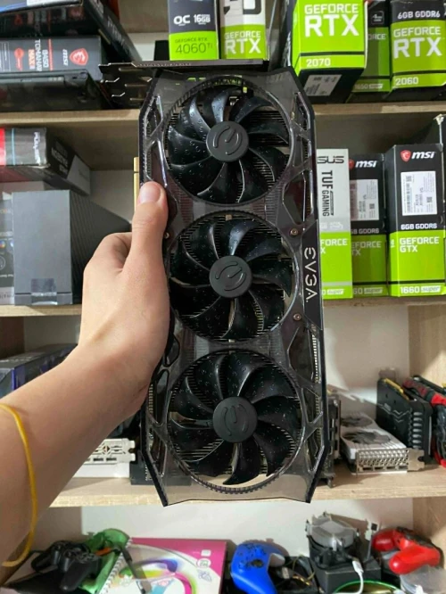 RTX 2070 8GB ULTRA GAMING