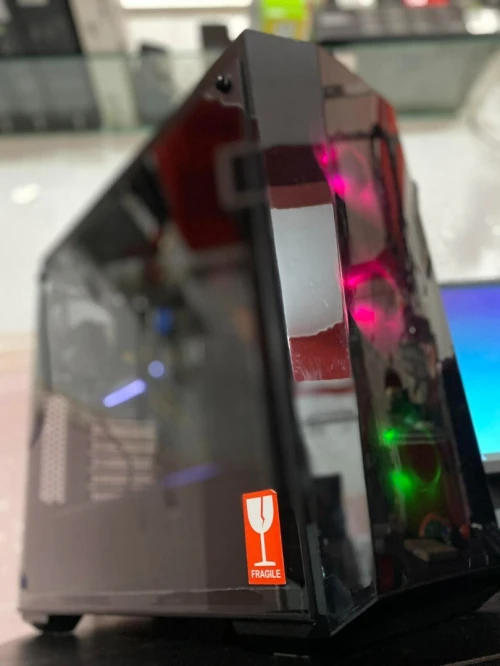 PC GAMER I5 9TH GTX 1660 TI !