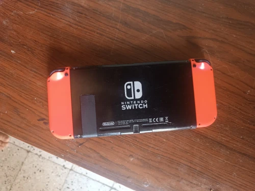 Nintendo switch + 18 jeux pour garçon et fille