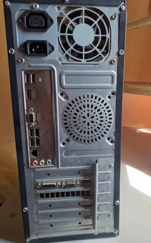 حاسوب منزلي pc