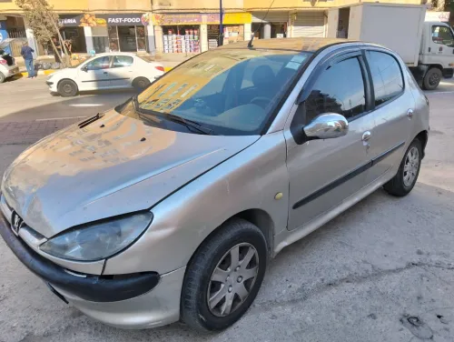 Peugeot 206 2004 125