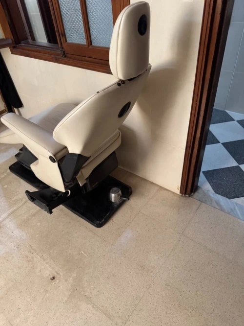 Fauteuil dentaire bon état, fonctionnel