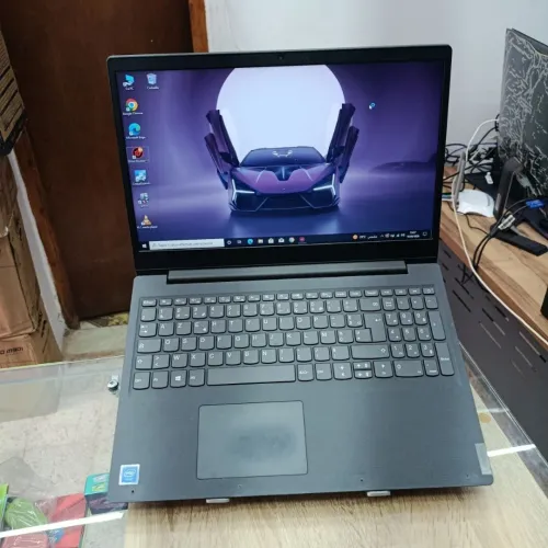 Laptop Lenovo V15-IGL N4020 82C3 4GB 500GB 15.6Gris