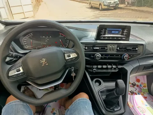 Peugeot Landtrek 2022 