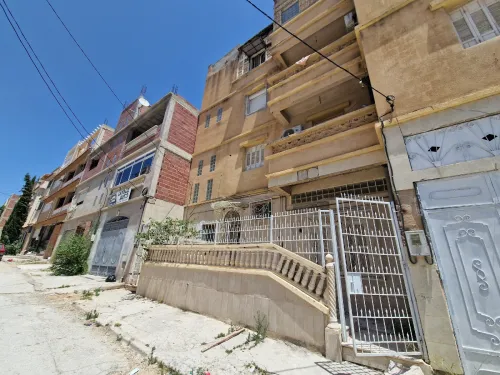 Location Appartement Niveau de villa F5 Constantine El khroub