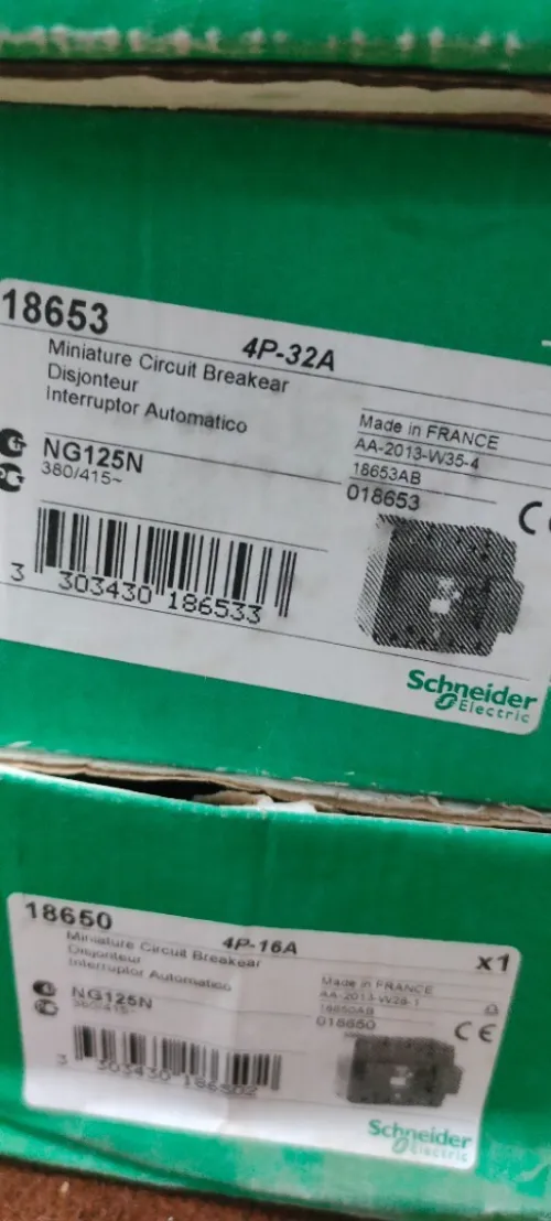 Disjoncteur Schneider 