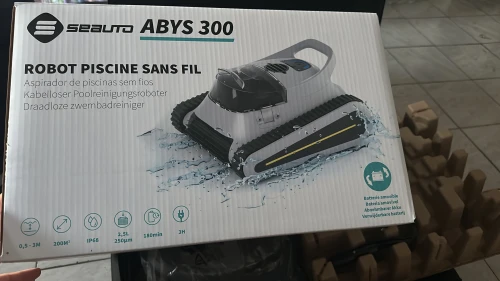 Robot nettoyeur pour piscine Seauto