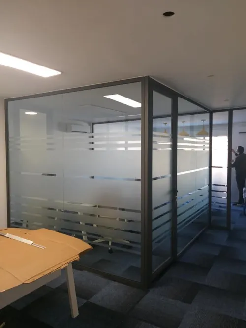 Cloison et séparation bureau 