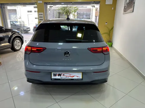 Volkswagen Golf 8 2023 LIFE