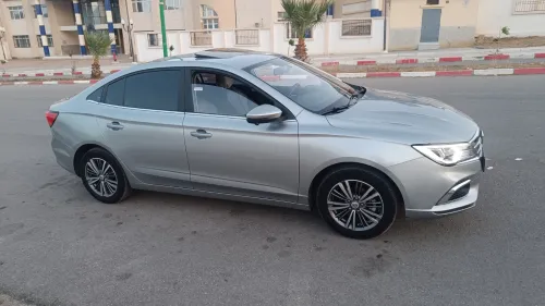 MG MG5 2024 MG5