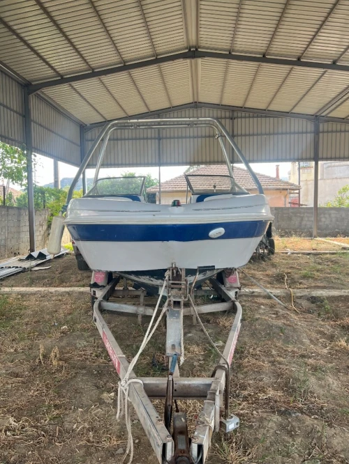 Bateaux mercury