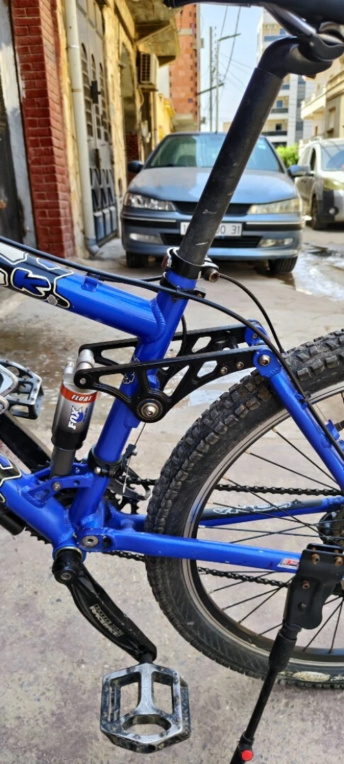 Vélo vtt kona