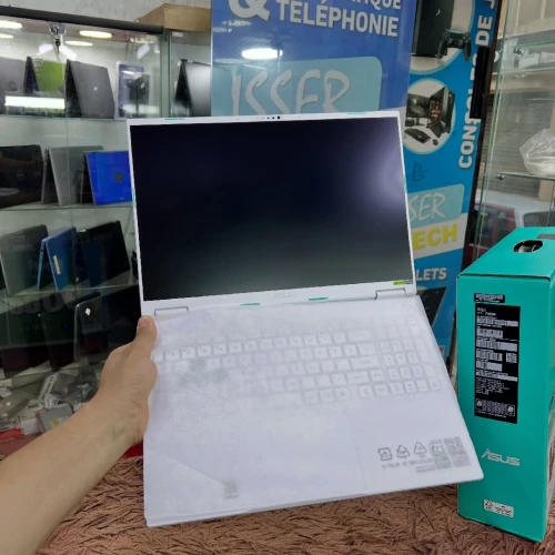 Gamer  ASUS TUF A16 TIANXUAN 6  R7 260H 16GB DDR5 1024GB SSD Nvme RTX 5050