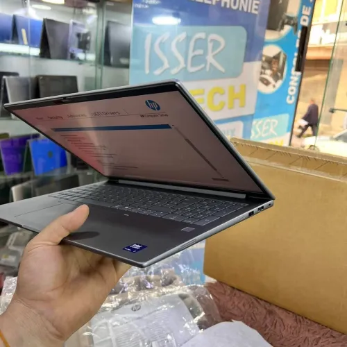 HP ZBook Power G11 Intel Core Ultra 7 155H  16 Cores / 22 Threads L2 18Mb & L3 24  Turbo حتى 4.8GHz