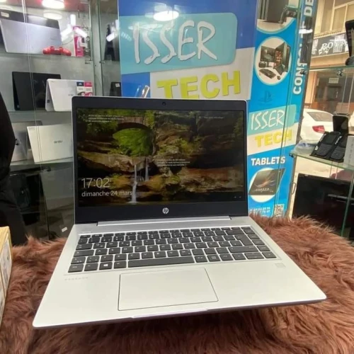 UltraBook HP PROBOOK 445 G6 AMD RYZEN 5 Vpro 3500U Avec Carte Graphique AMD RADEON Vega 8 2GB  GDDR5