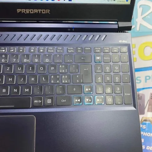 GamerACER PREDATOR HELIOS 300 INTEL CORE I7 10750H 