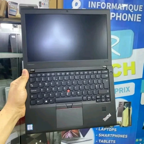 UltraBook LENOVO THINKPAD X1 Carbon  Intel core i7 7600u vpro-14,1" 2K 2560*1440-Clavier Lumineux
