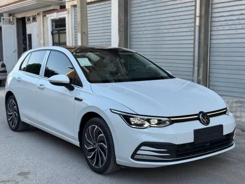 Volkswagen Golf 8 2025 Pro R-line