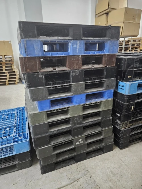 Lot palette plastique