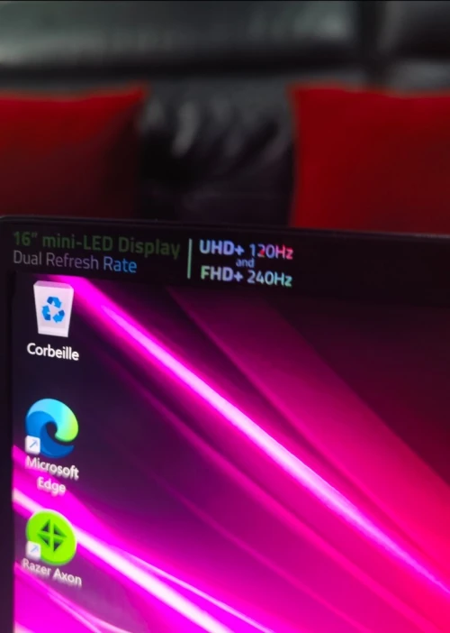 [VENDU] Razer Blade 16 - i9-13950HX -RTX 4070 8Go -Écran 16" Mini LED 4k 120HZ - RAM 32Go - SSD 1TB 